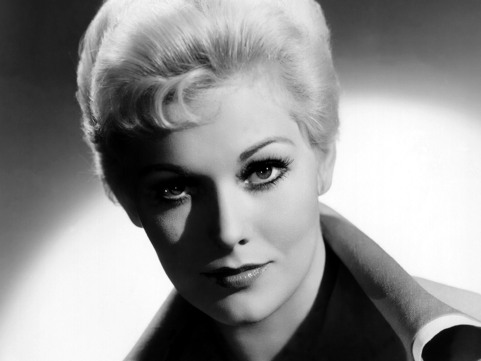 Kim Novak photo #176036