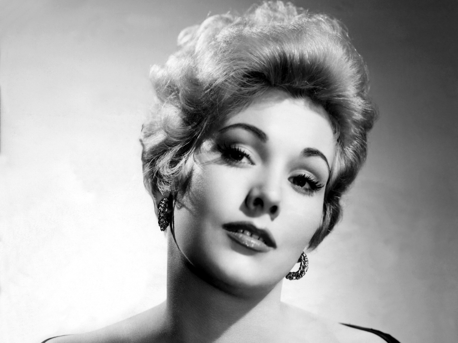 Kim Novak photo #182165