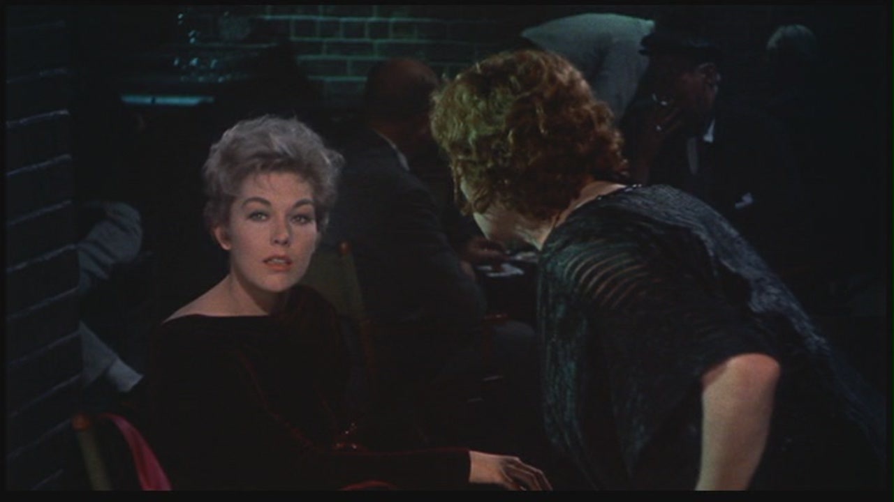 Kim Novak photo #984351