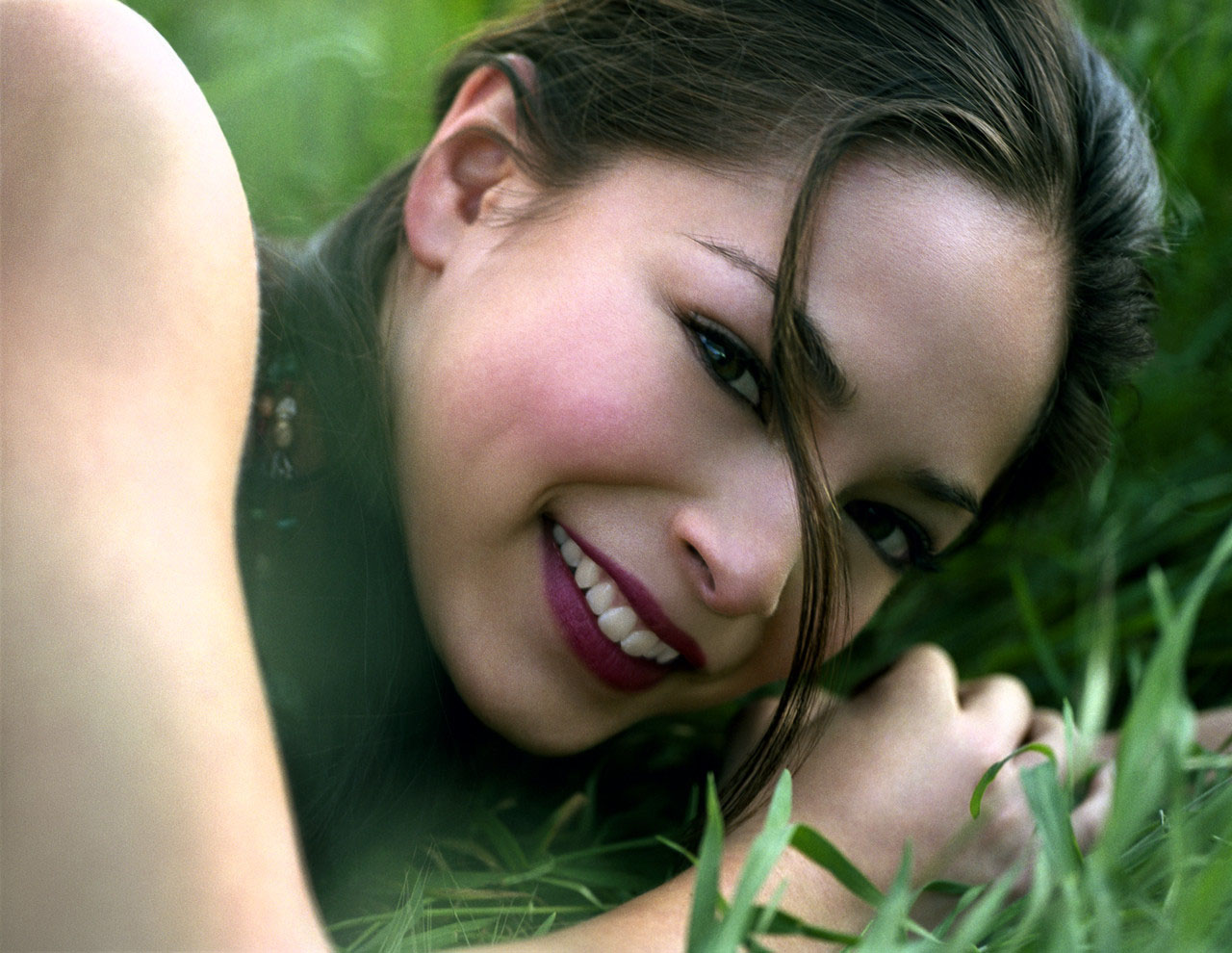 Kristin Kreuk photo #9382