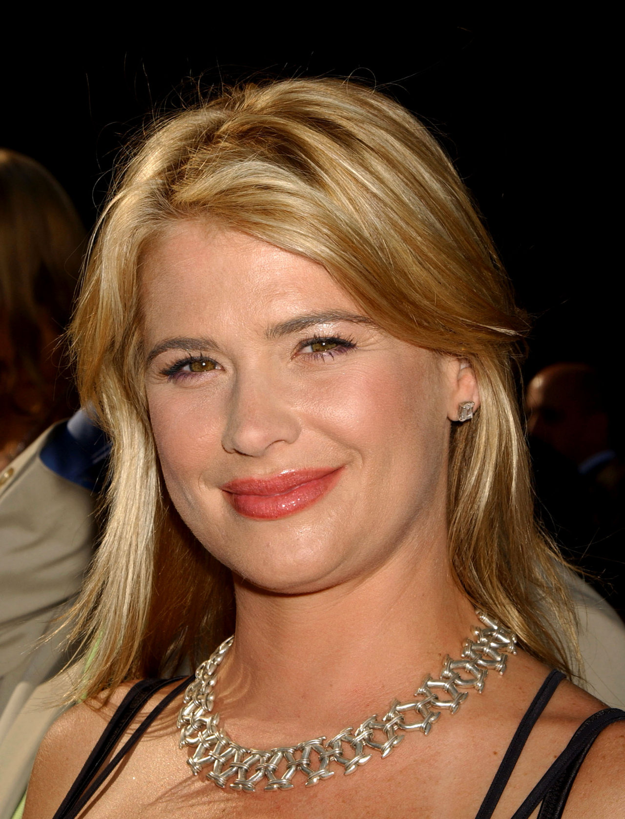 Kristy Swanson photo #345287