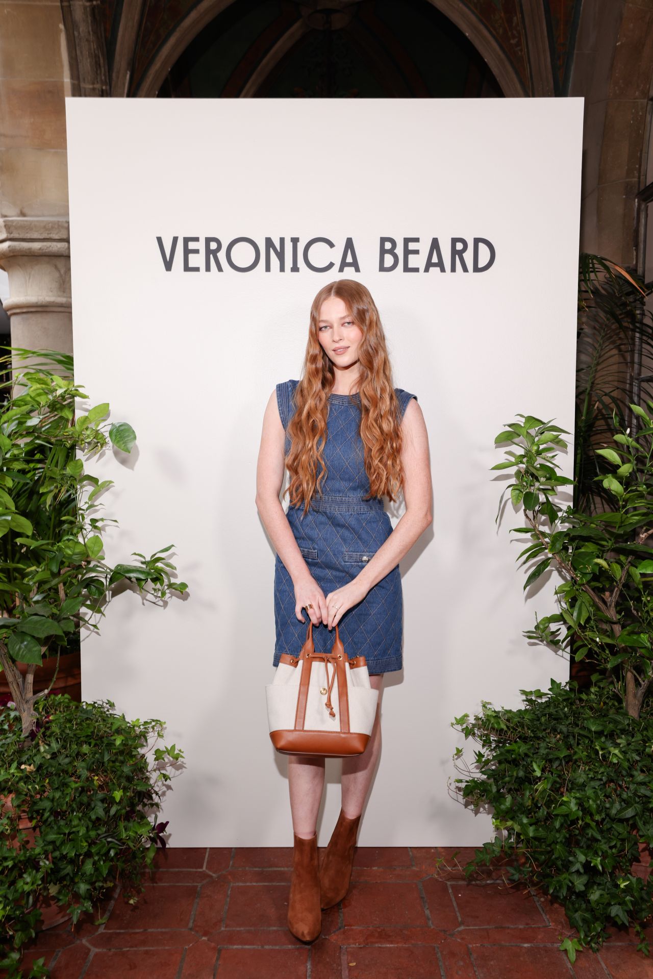Larsen Thompson photo #1069575