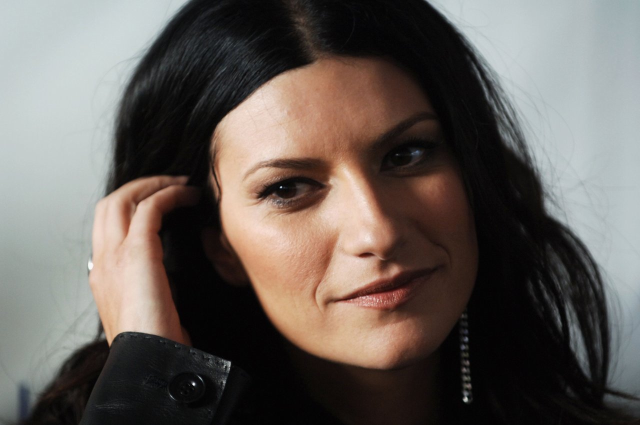 Laura Pausini photo #260175