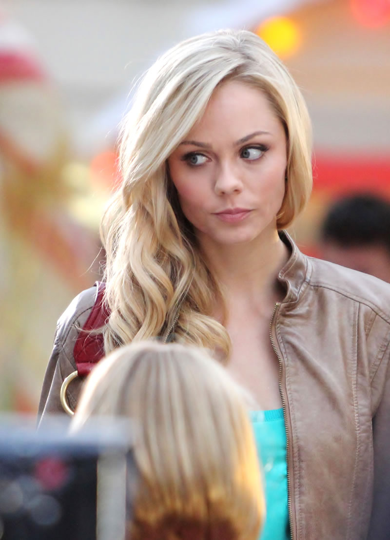 Laura Vandervoort photo #413788