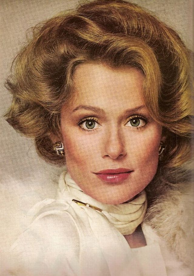 Lauren Hutton photo #296399