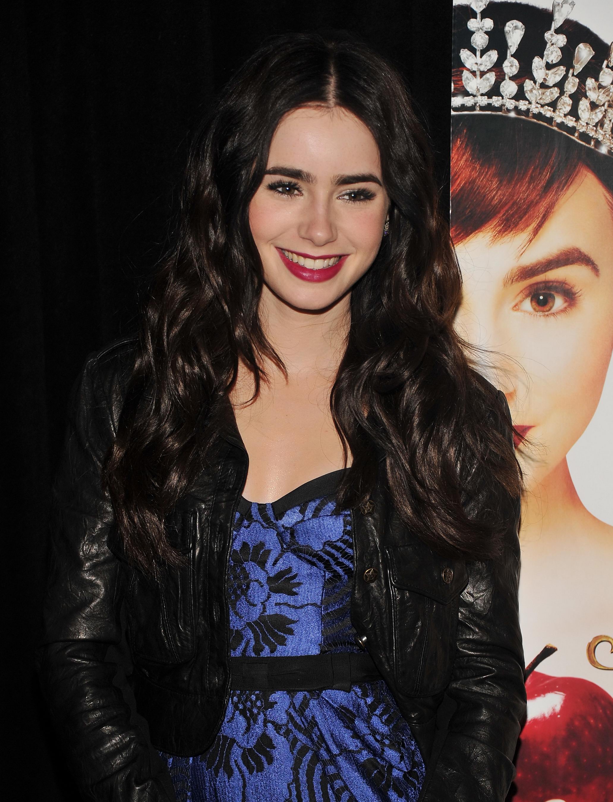 Lily Collins photo #367560