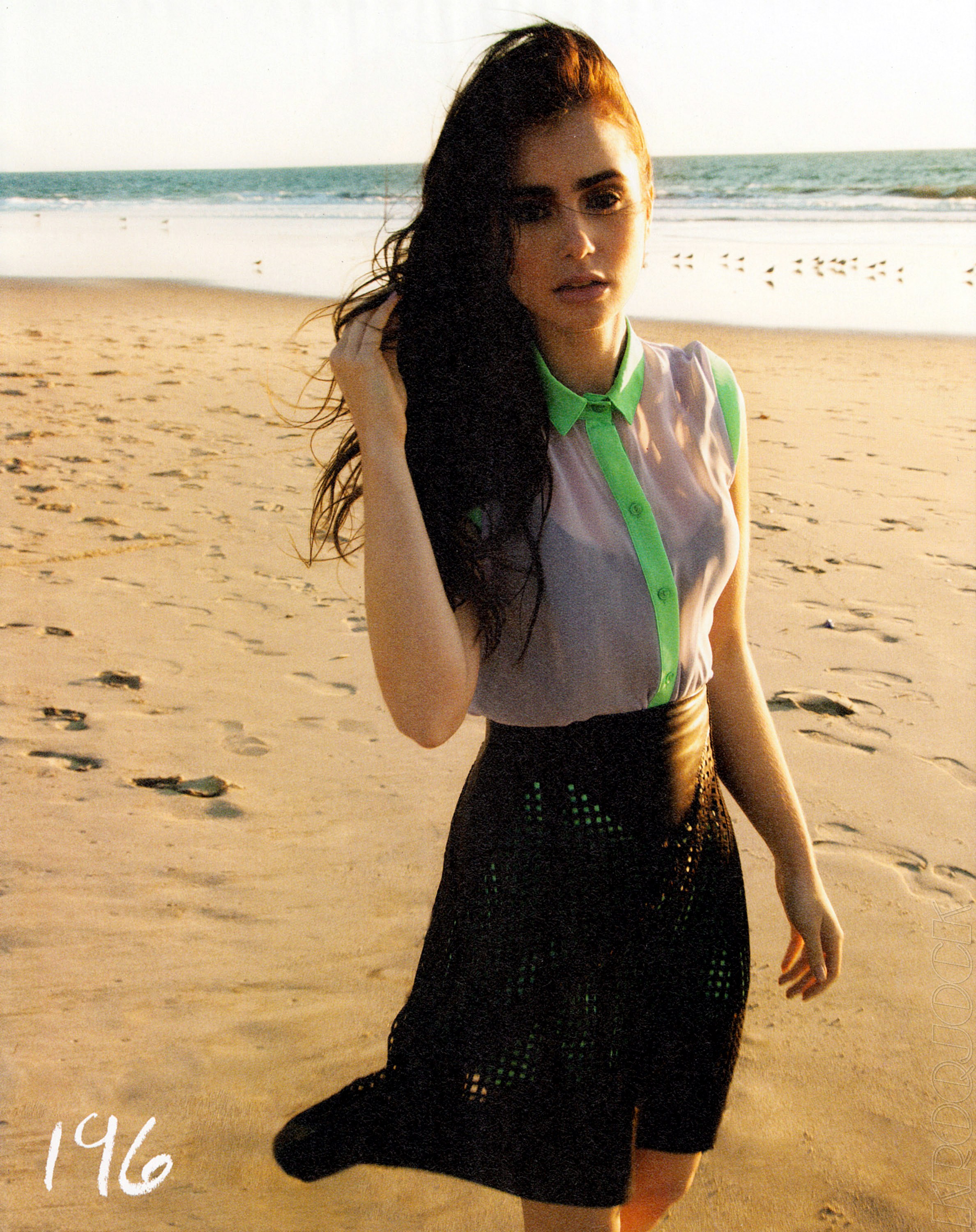 Lily Collins photo #385293