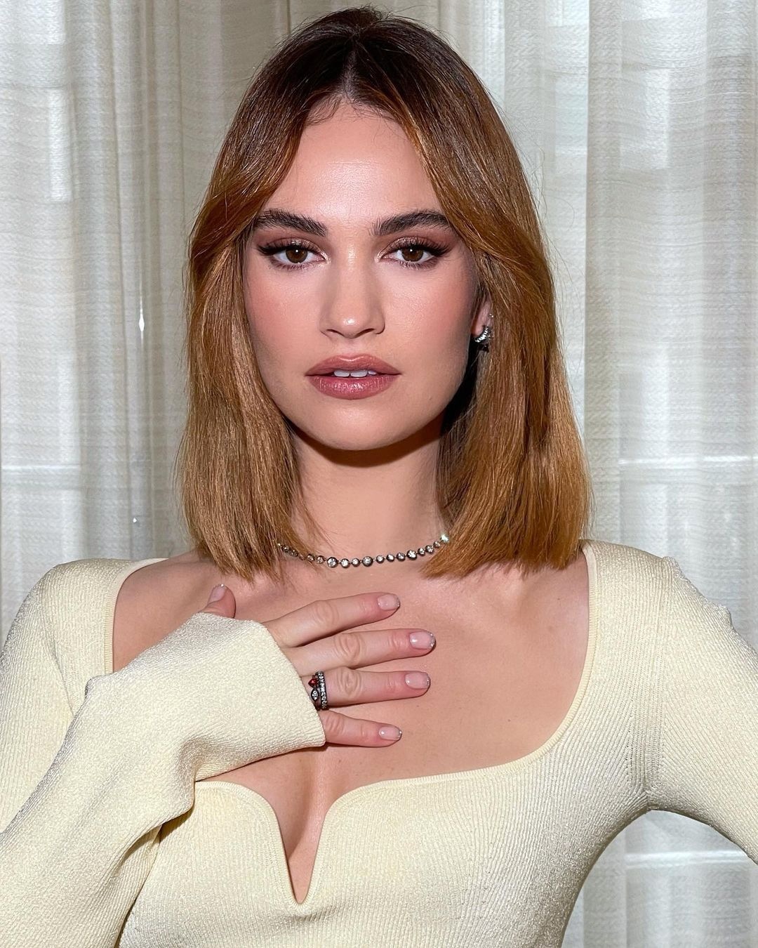 Lily James photo #1043560