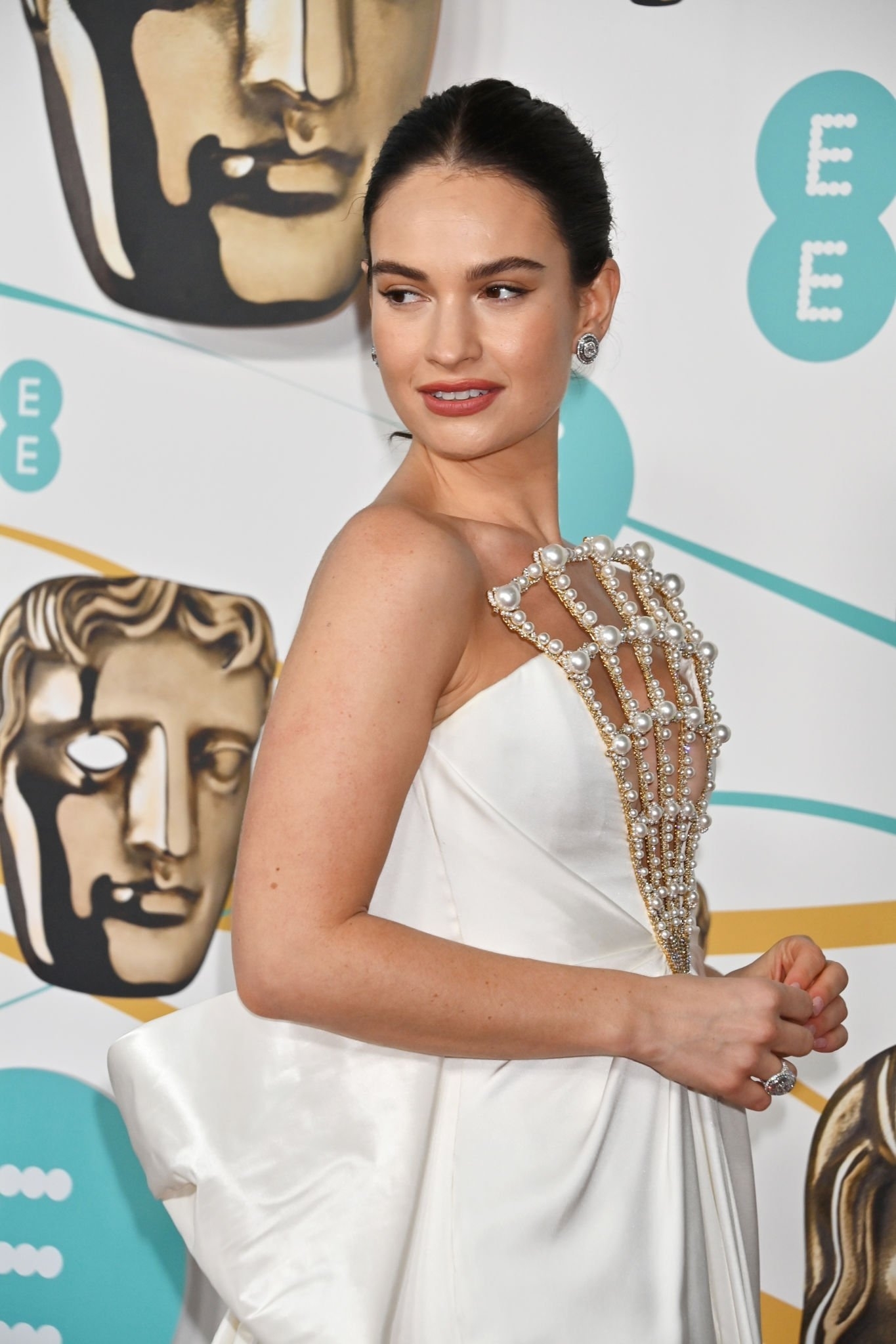 Lily James photo #1047468