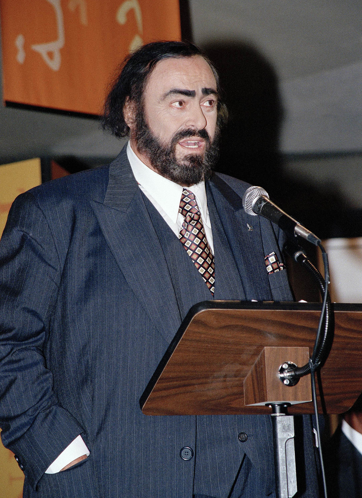 Luciano Pavarotti photo #71416