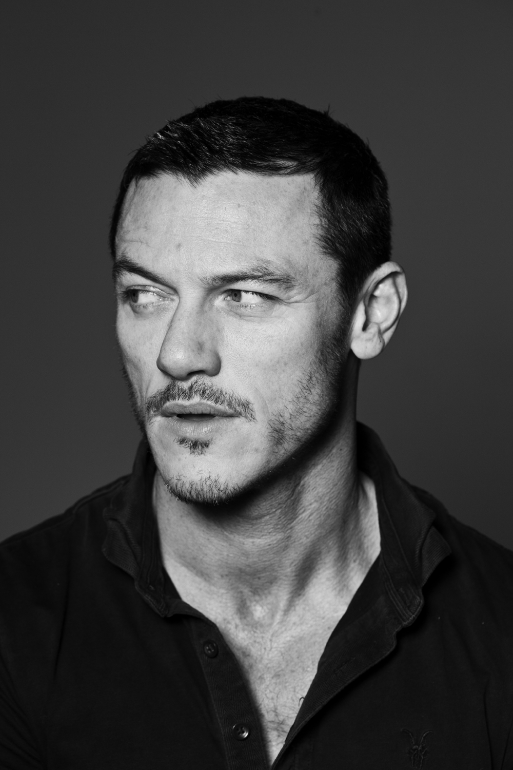 Luke Evans photo #640589