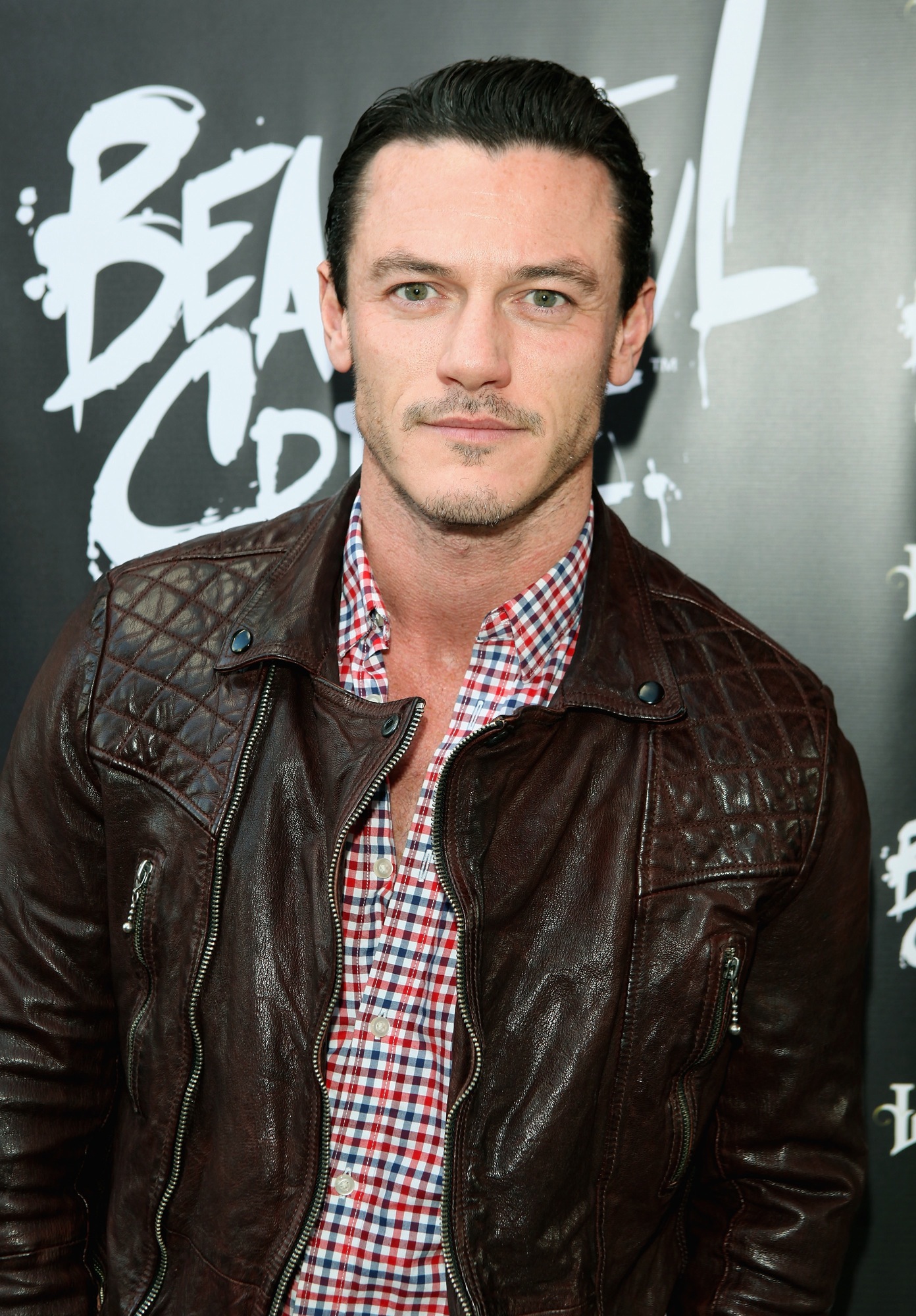 Luke Evans photo #588351