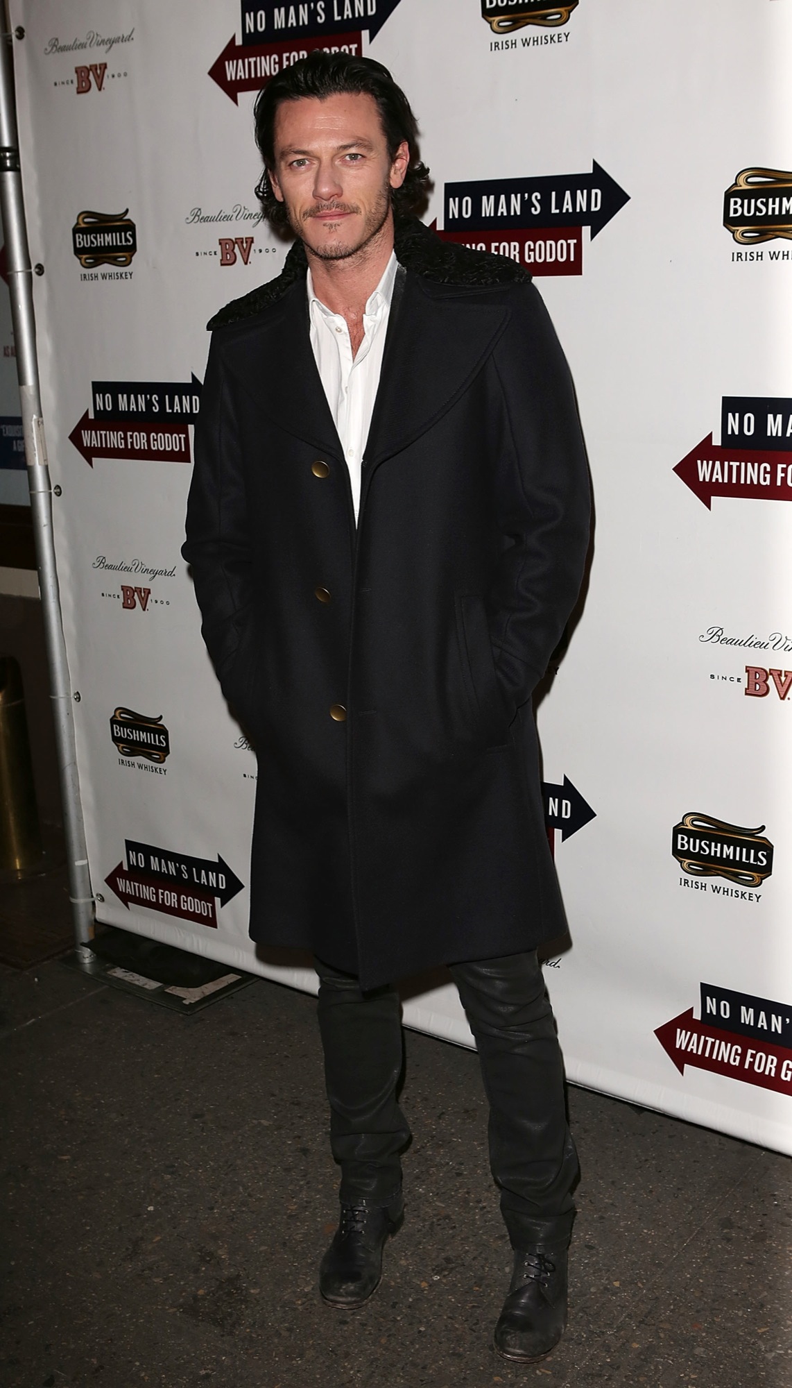 Luke Evans photo #588365