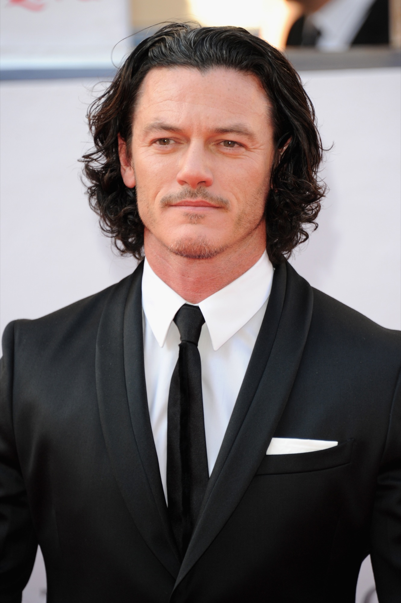 Luke Evans photo #589811