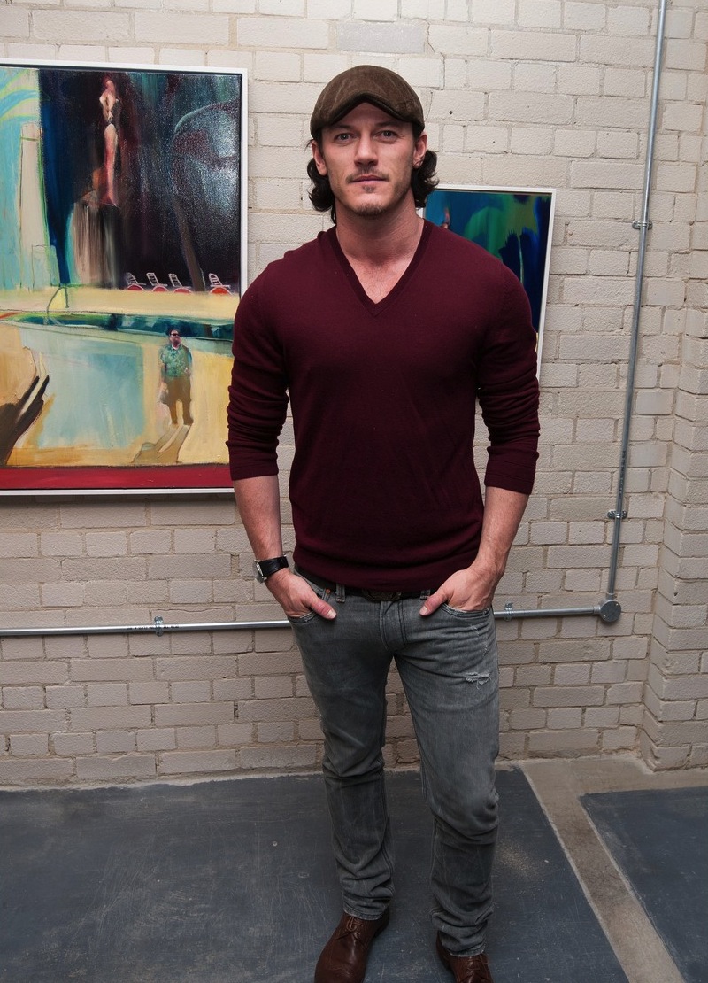 Luke Evans photo #589812