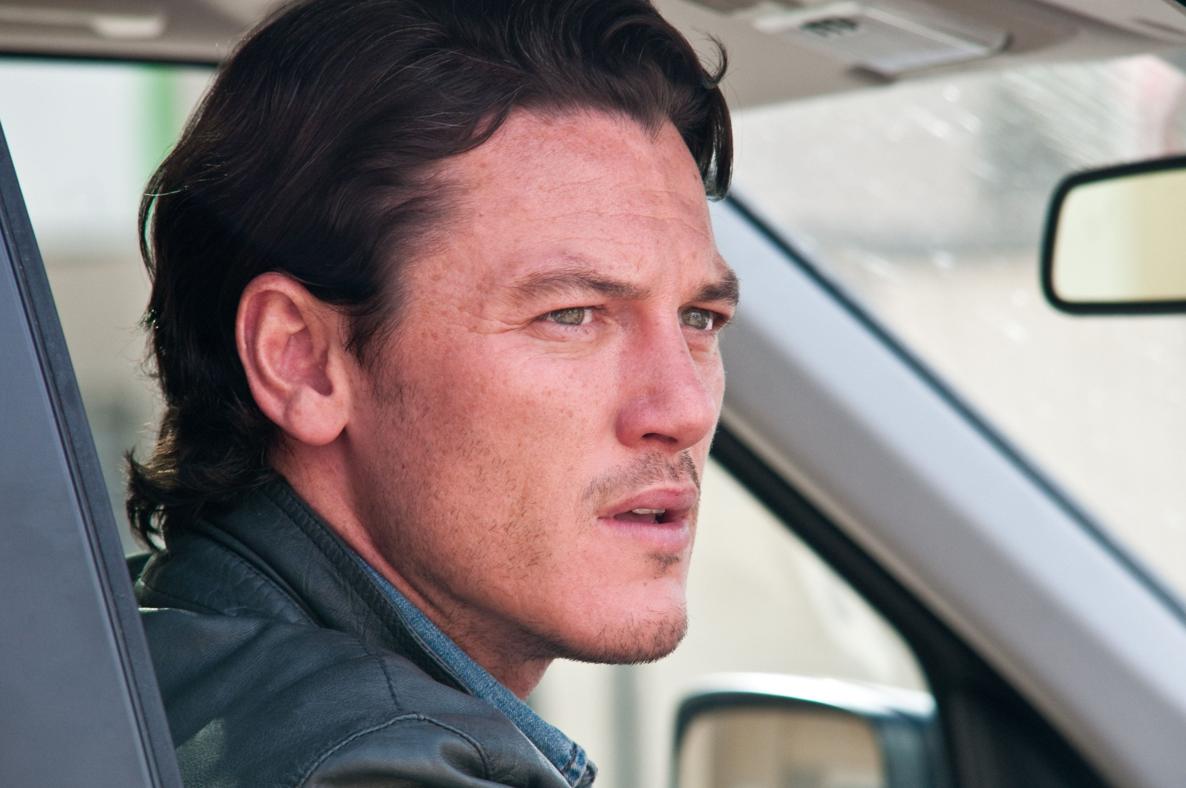 Luke Evans photo #579270