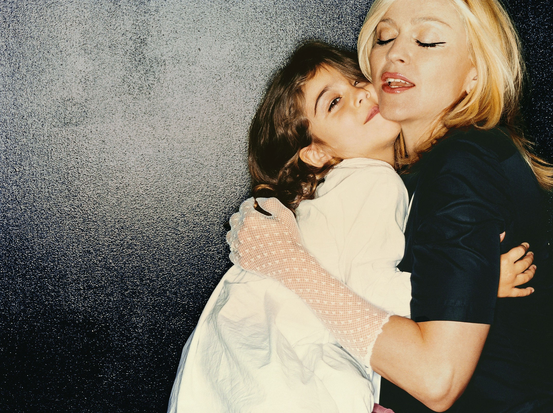 Madonna photo #475478