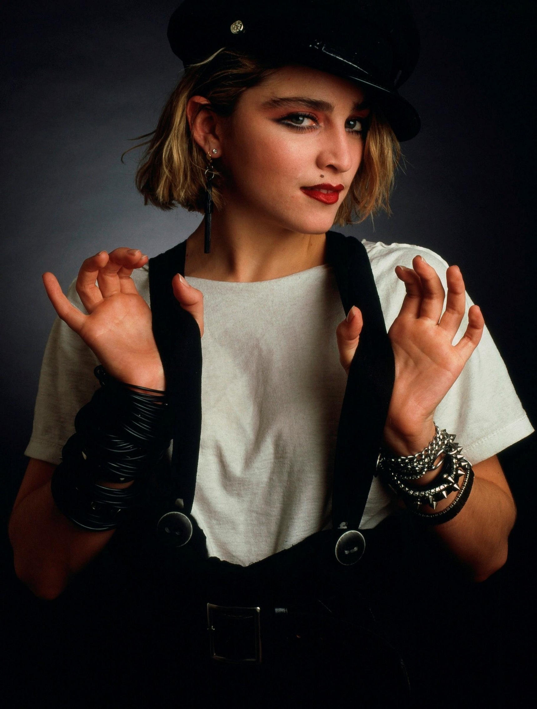 Madonna photo #482373