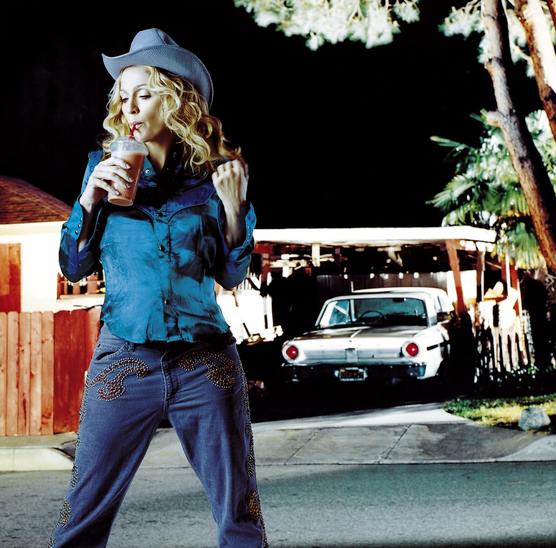 Madonna photo #475487