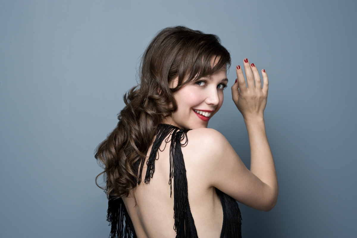 Maggie Gyllenhaal photo #222314