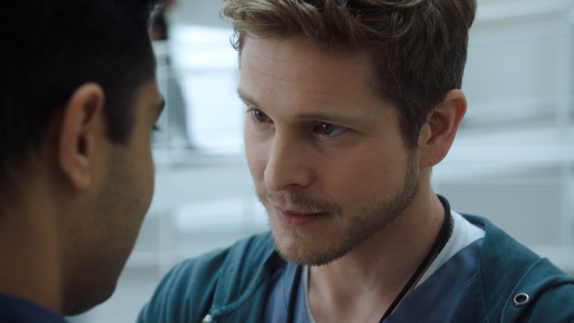 Matt Czuchry photo #958129