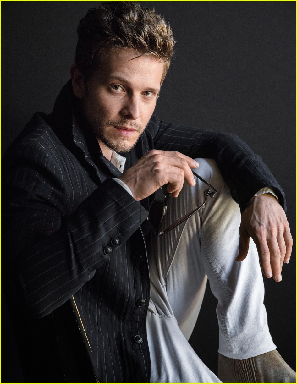 Matt Czuchry photo #951576