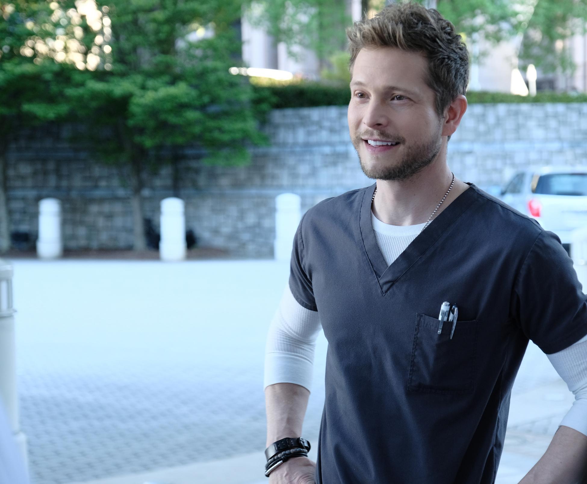 Matt Czuchry photo #952615