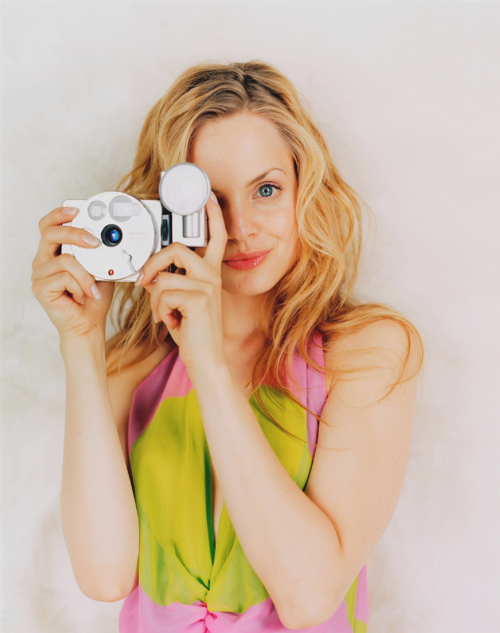 Mena Suvari photo #47147