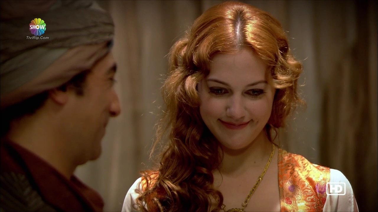 Meryem Uzerli photo #489098