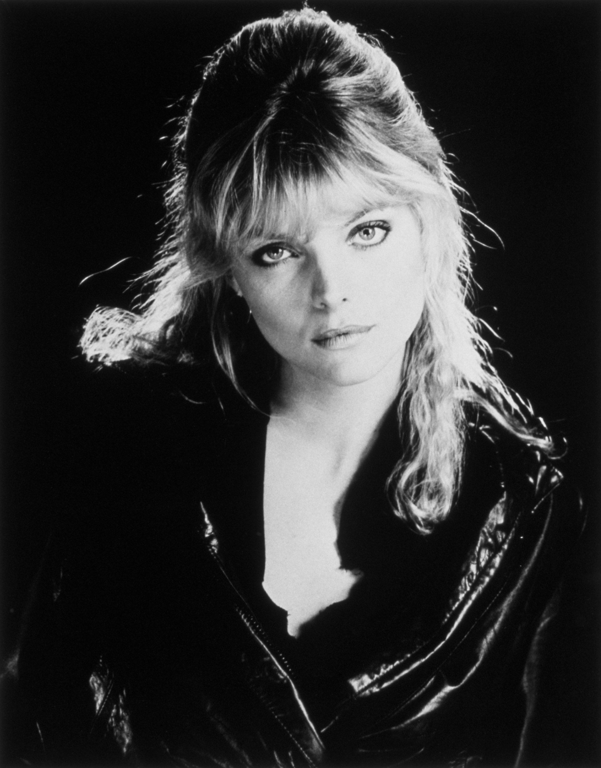 Michelle Pfeiffer photo #230597