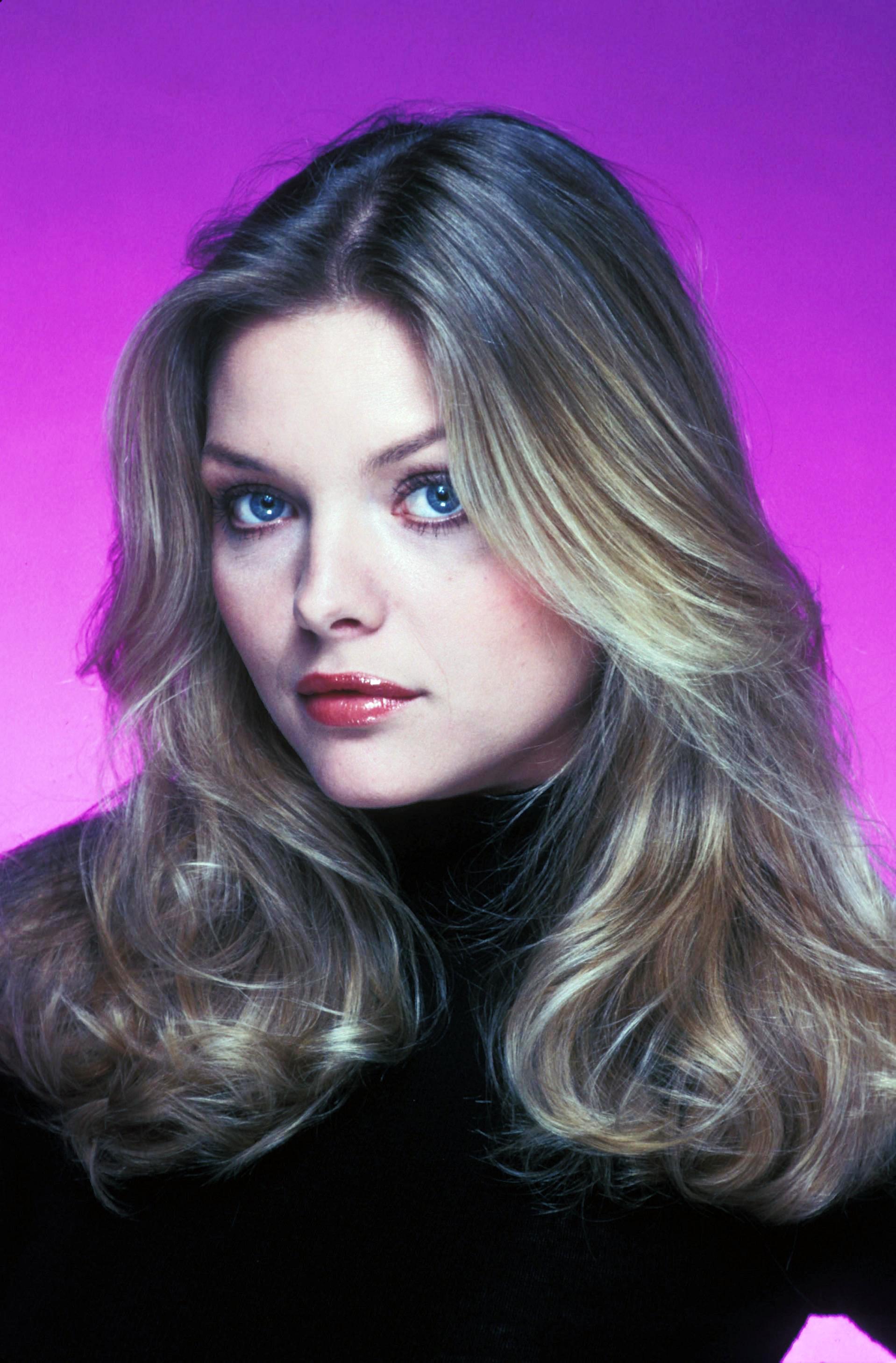 Michelle Pfeiffer photo #232070