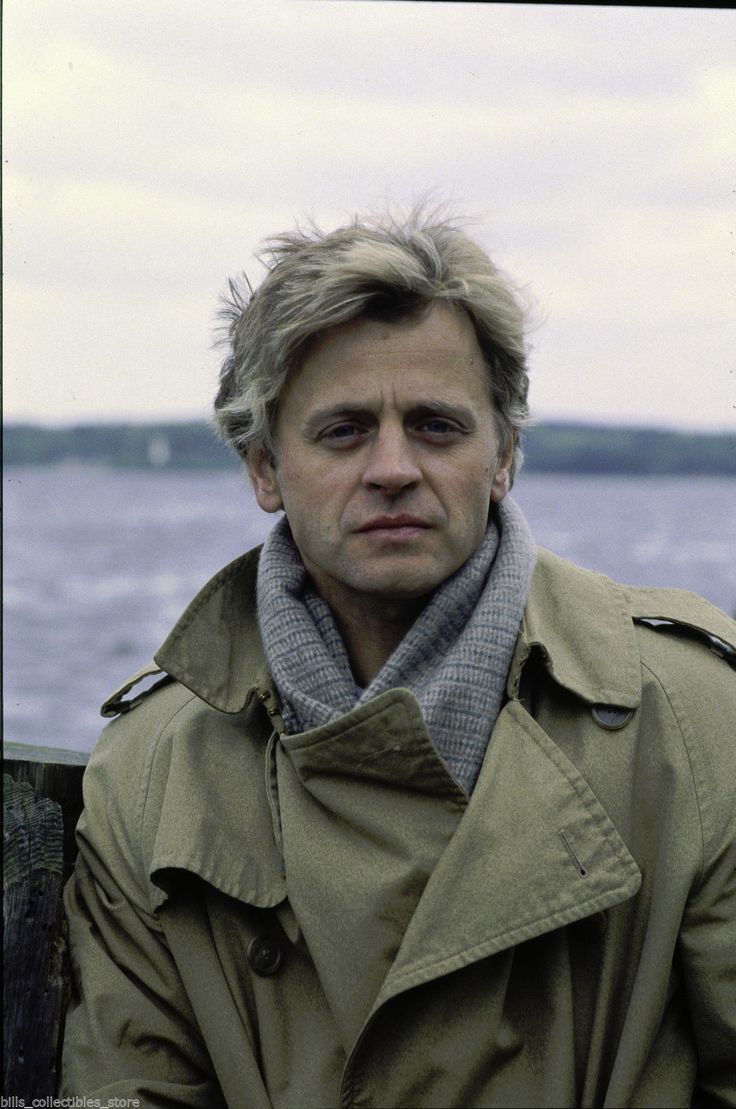 Mikhail Baryshnikov photo #1036193