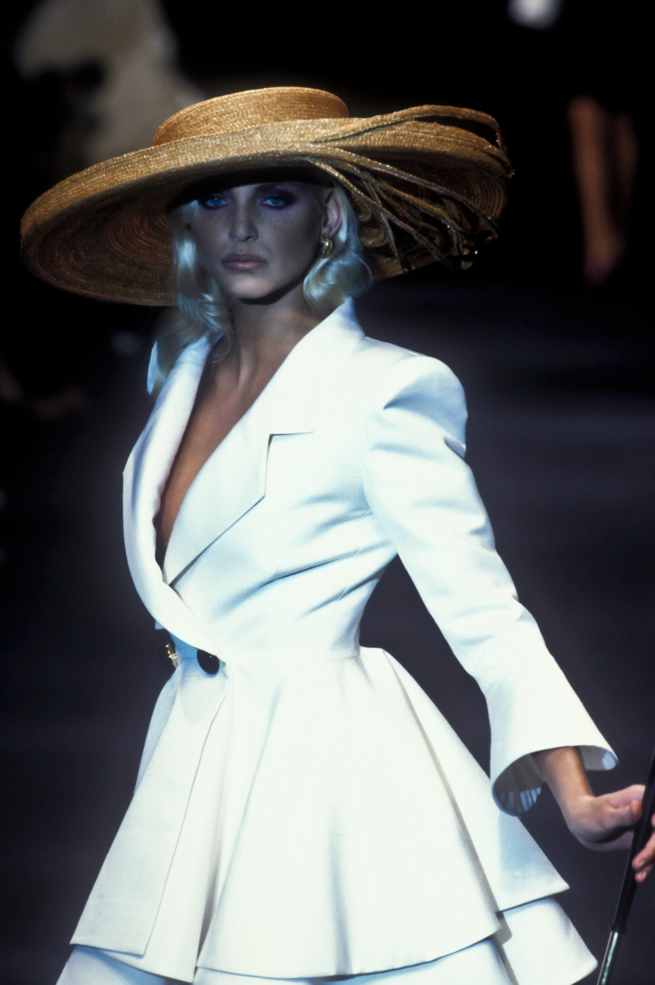 Nadja Auermann photo #884444