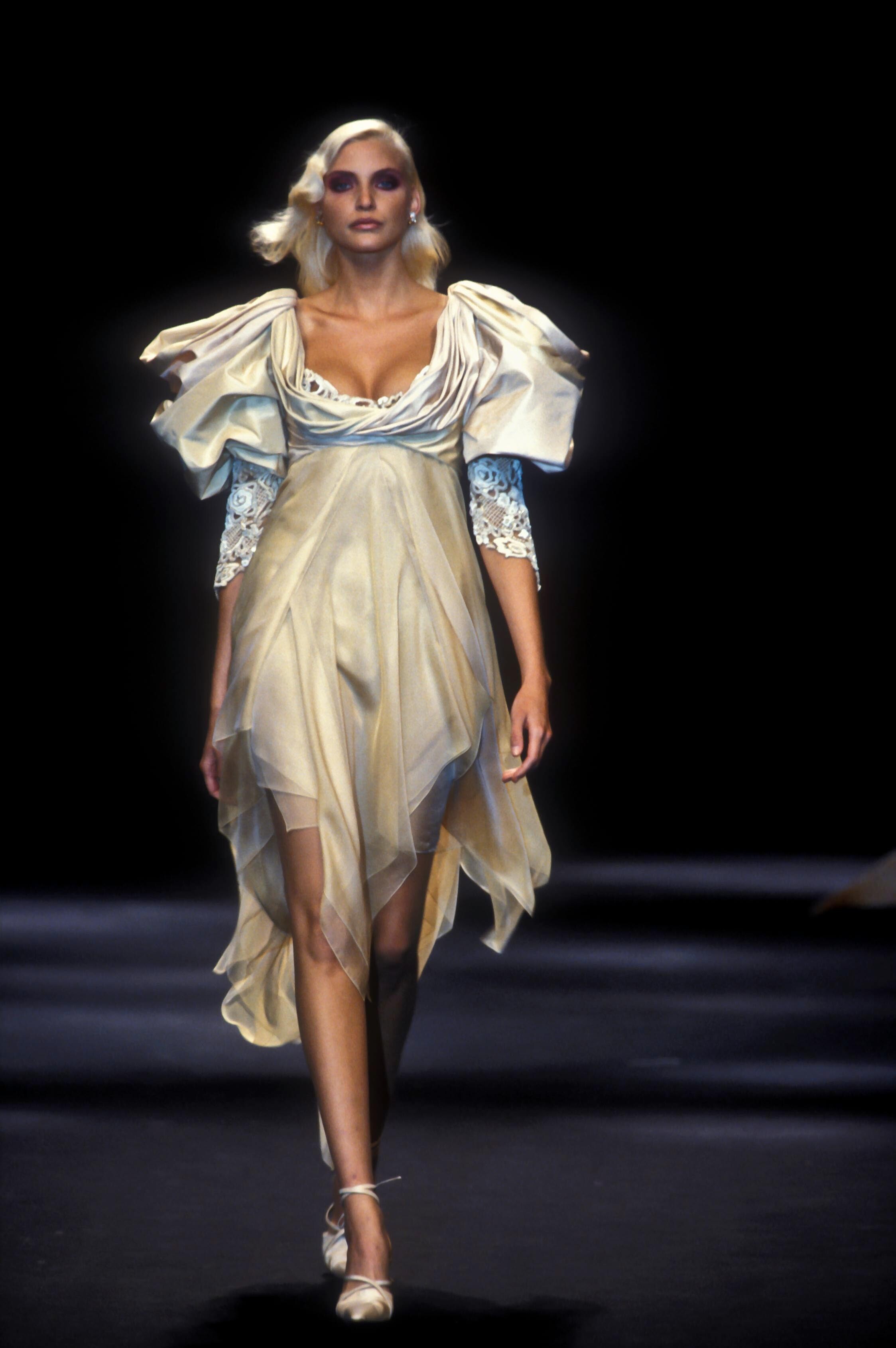 Nadja Auermann photo #884443