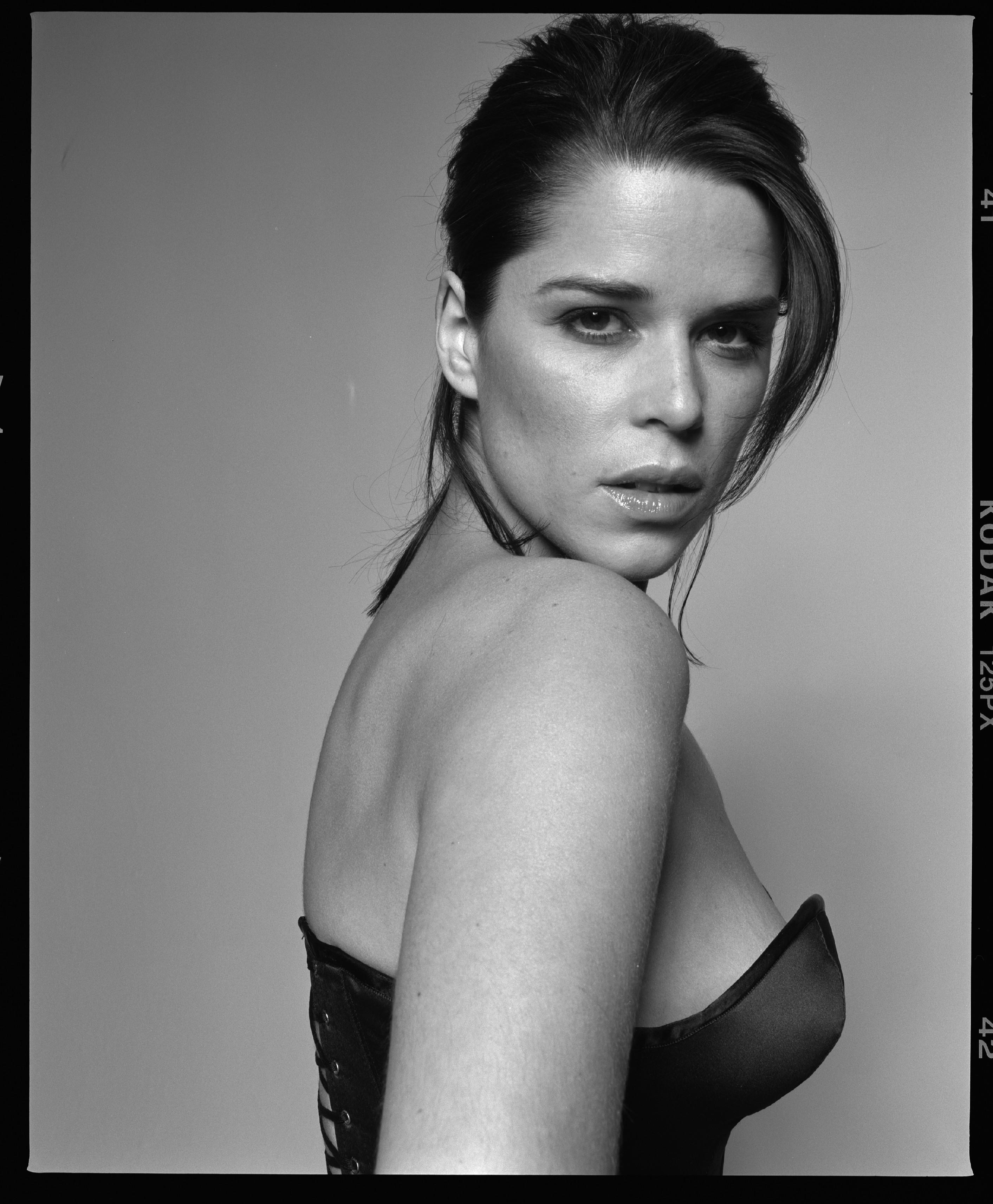 Neve Campbell photo #24811