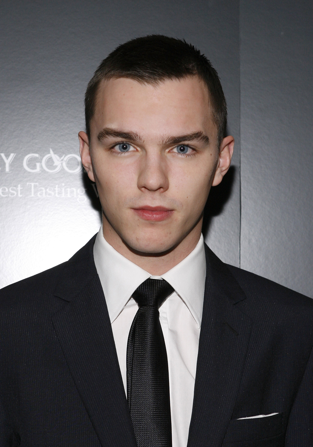 Nicholas Hoult photo #594308