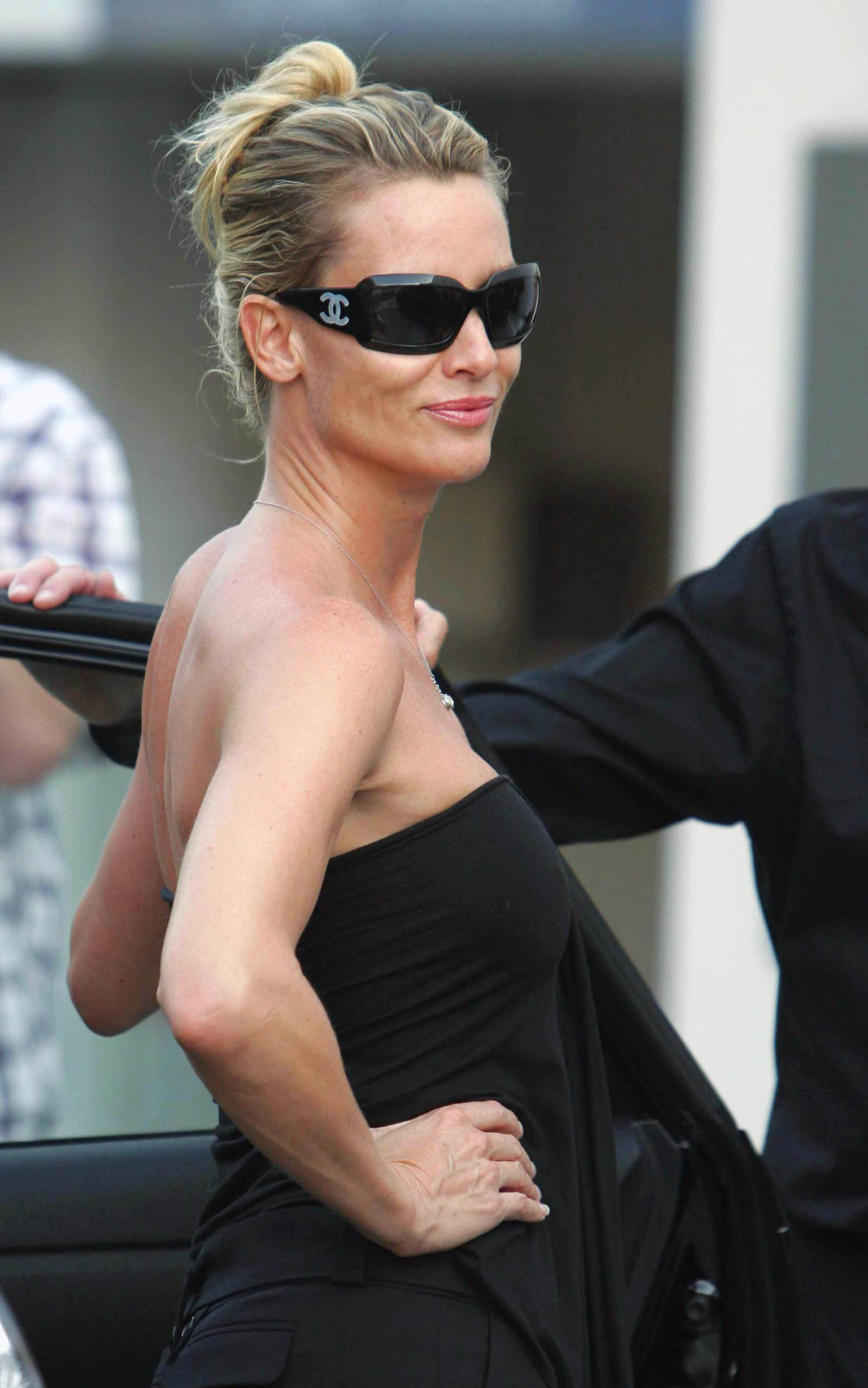 Nicolette Sheridan photo #229332