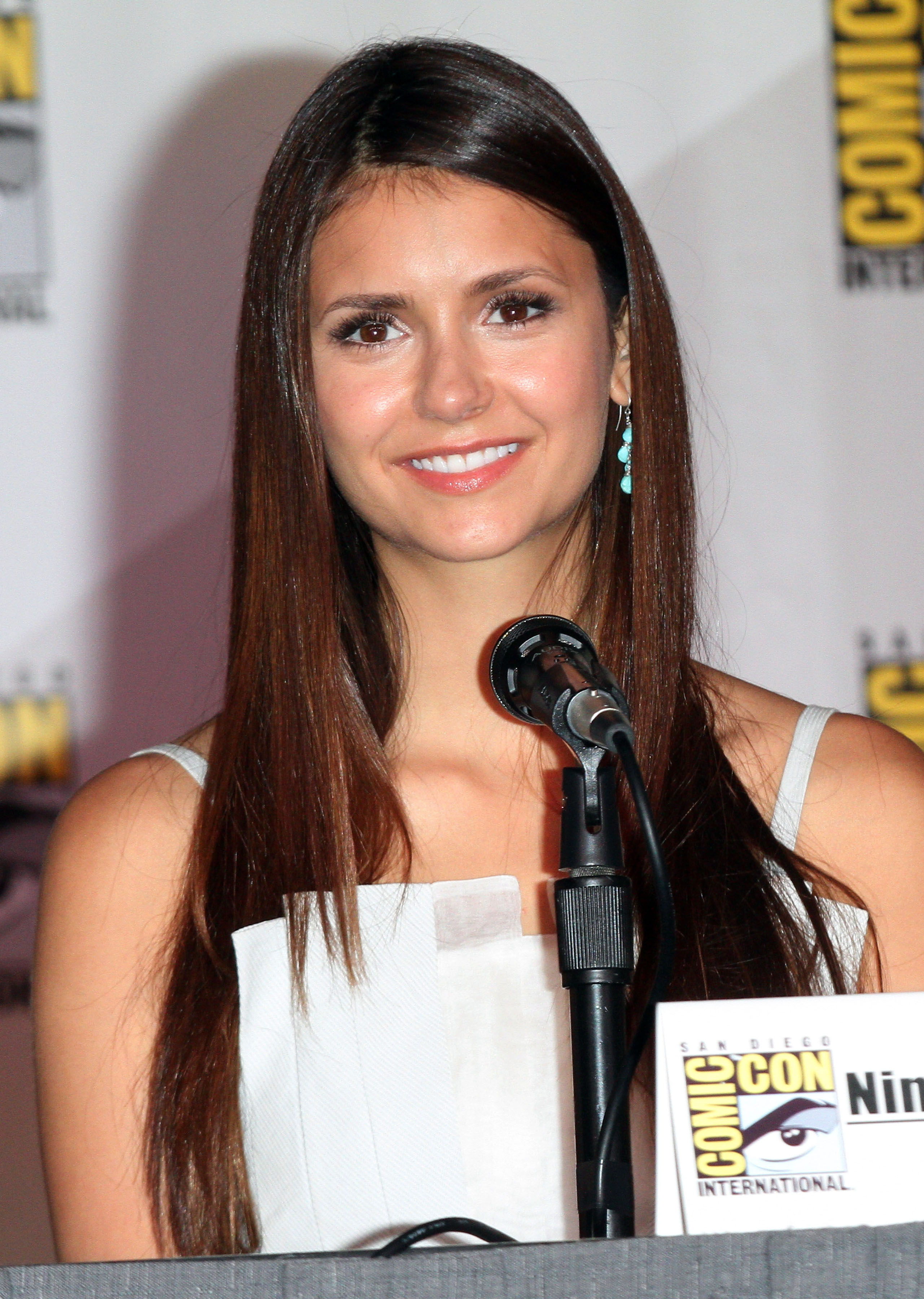 Nina Dobrev photo #408425