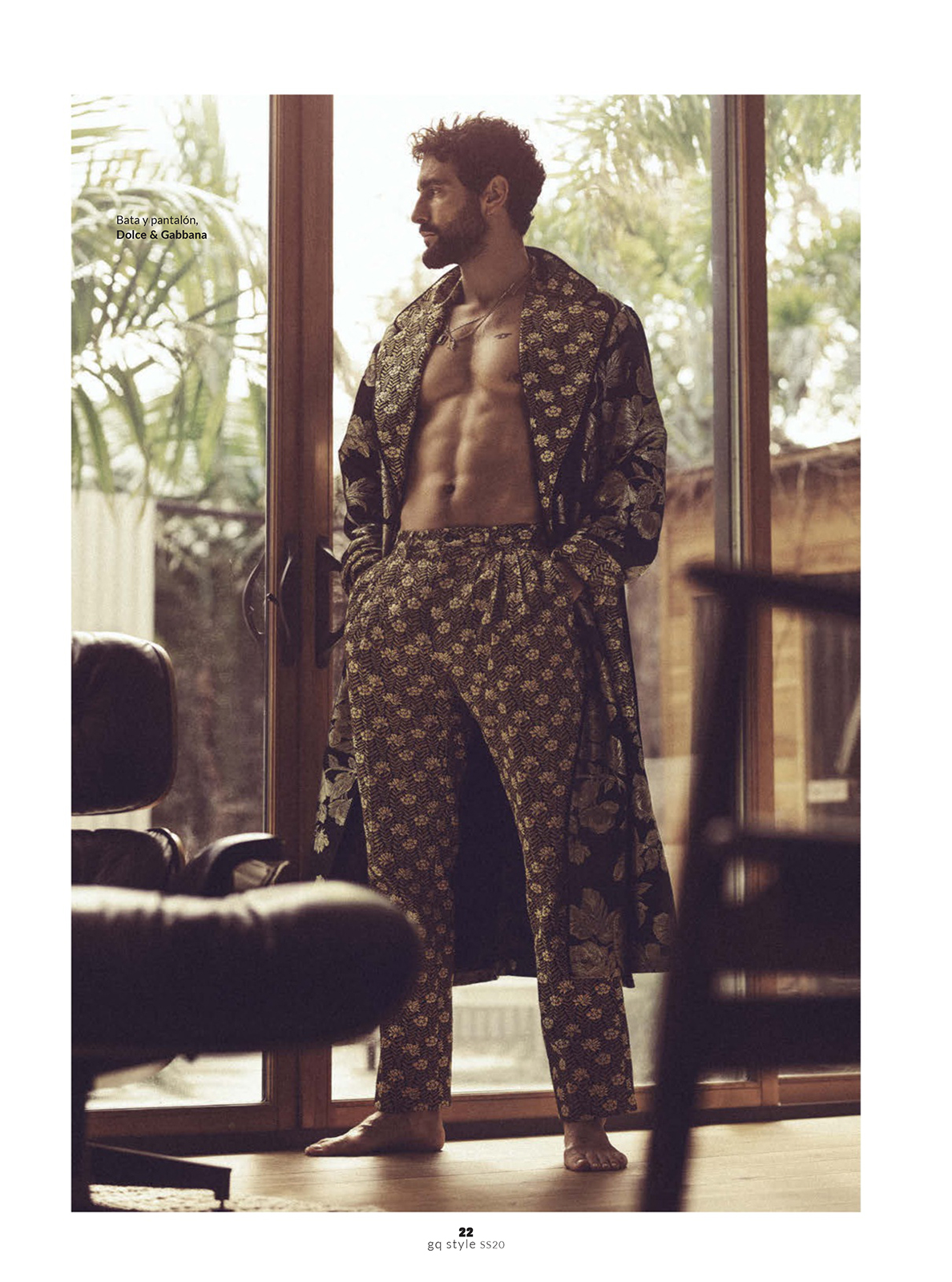 Noah Mills photo #968687