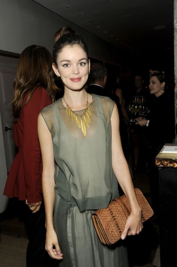 Nora Zehetner photo #568022