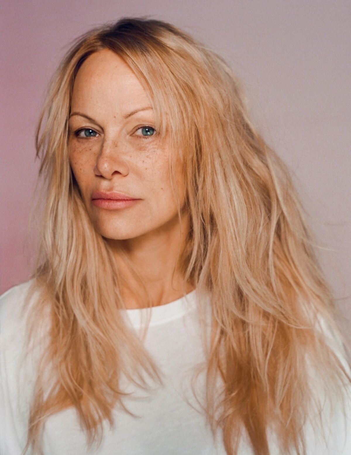 Pamela Anderson photo #1047941