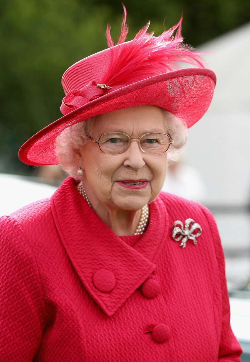 Queen Elizabeth ll photo #502429