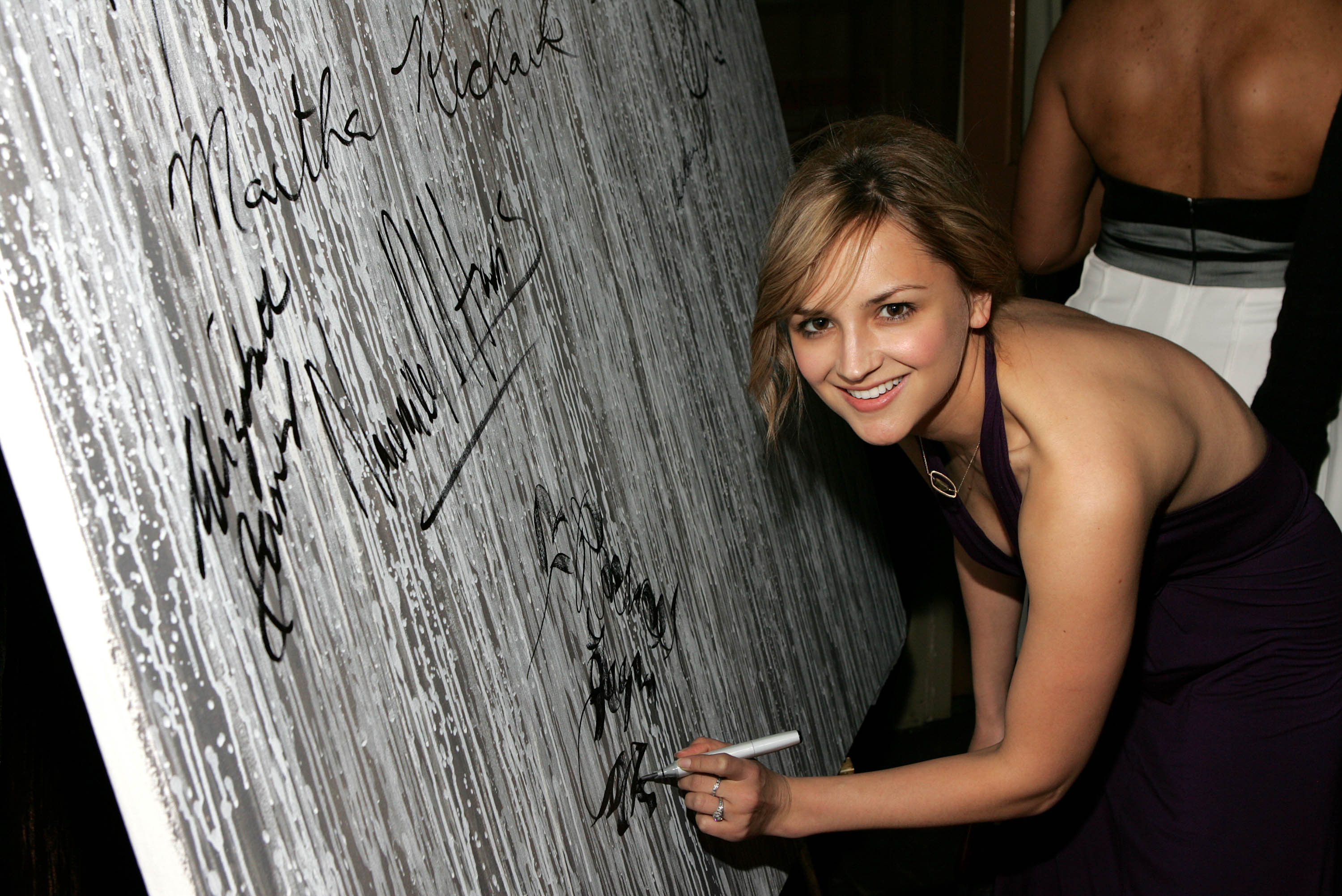 Rachael Leigh Cook photo #84053