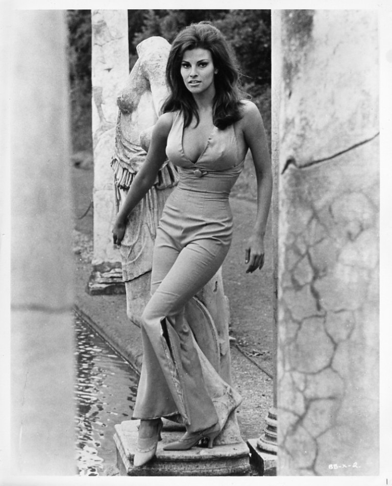 Raquel Welch photo #114310