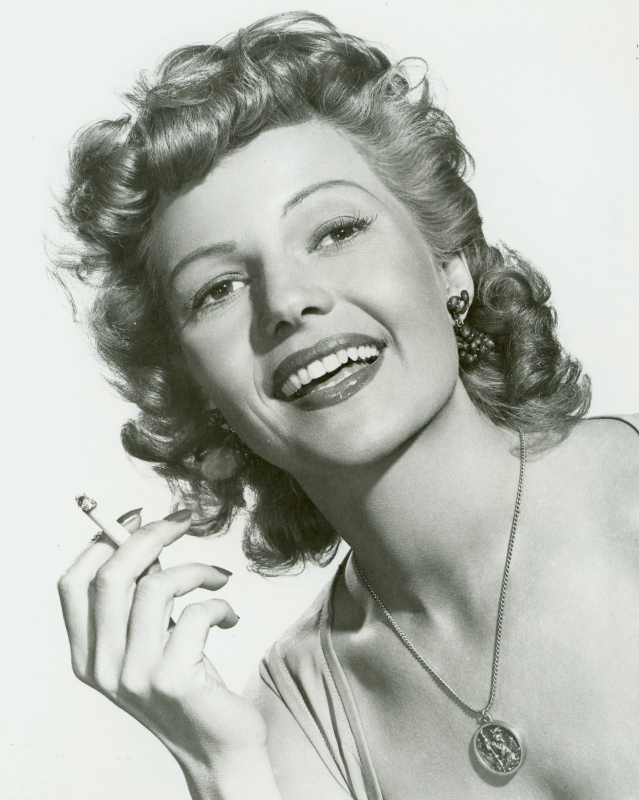 Rita Hayworth photo #332453