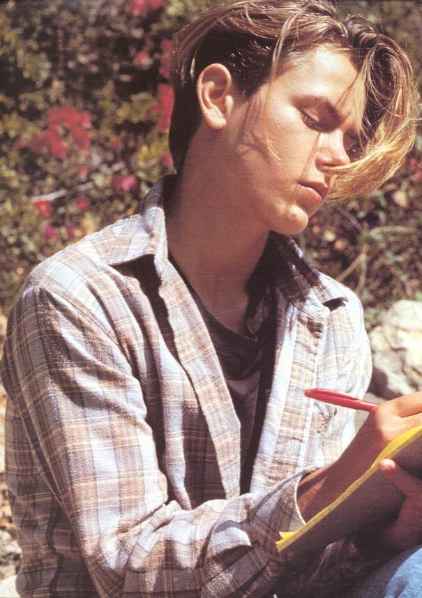 River Phoenix photo #15266