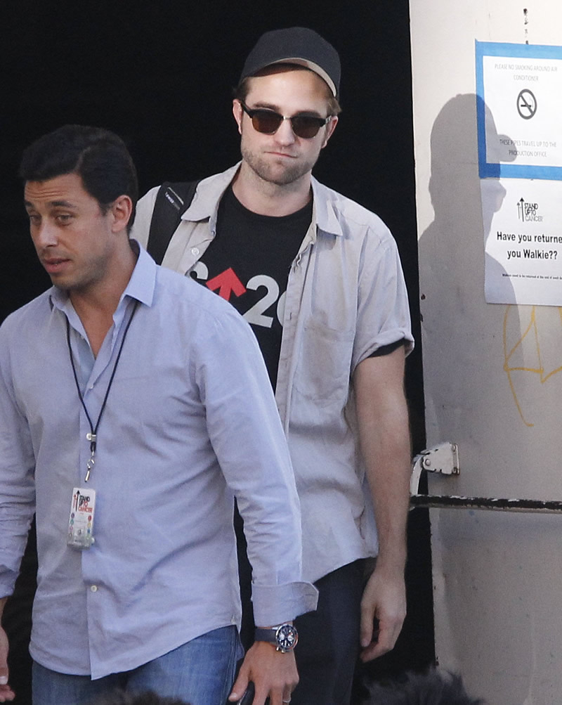 Robert Pattinson photo #429890