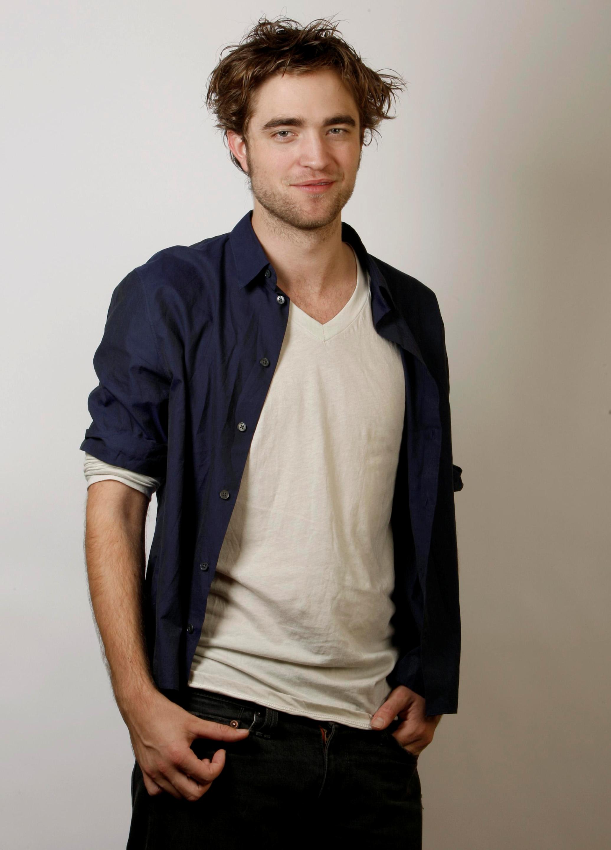 Robert Pattinson photo #136353