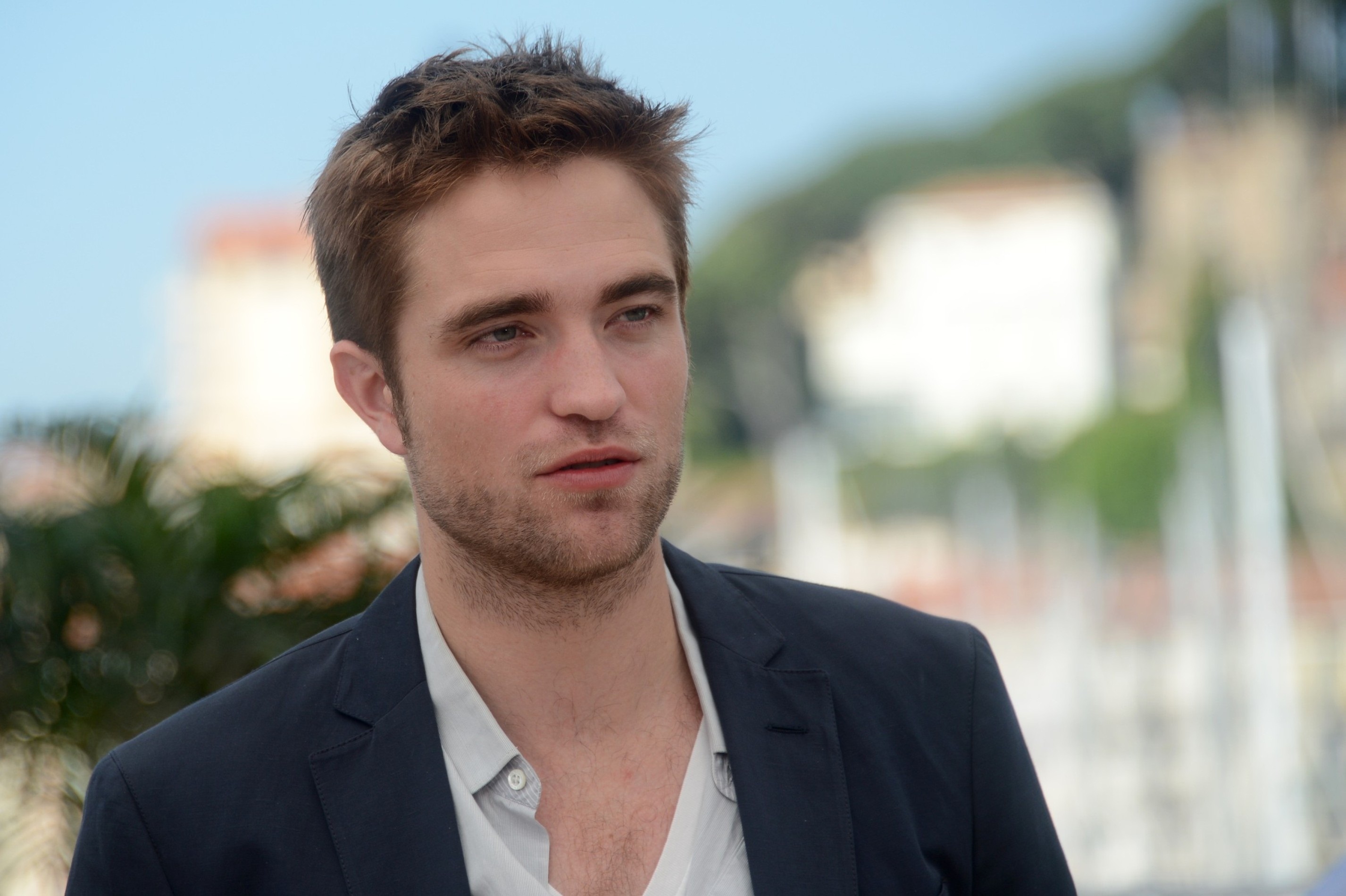 Robert Pattinson photo #403643