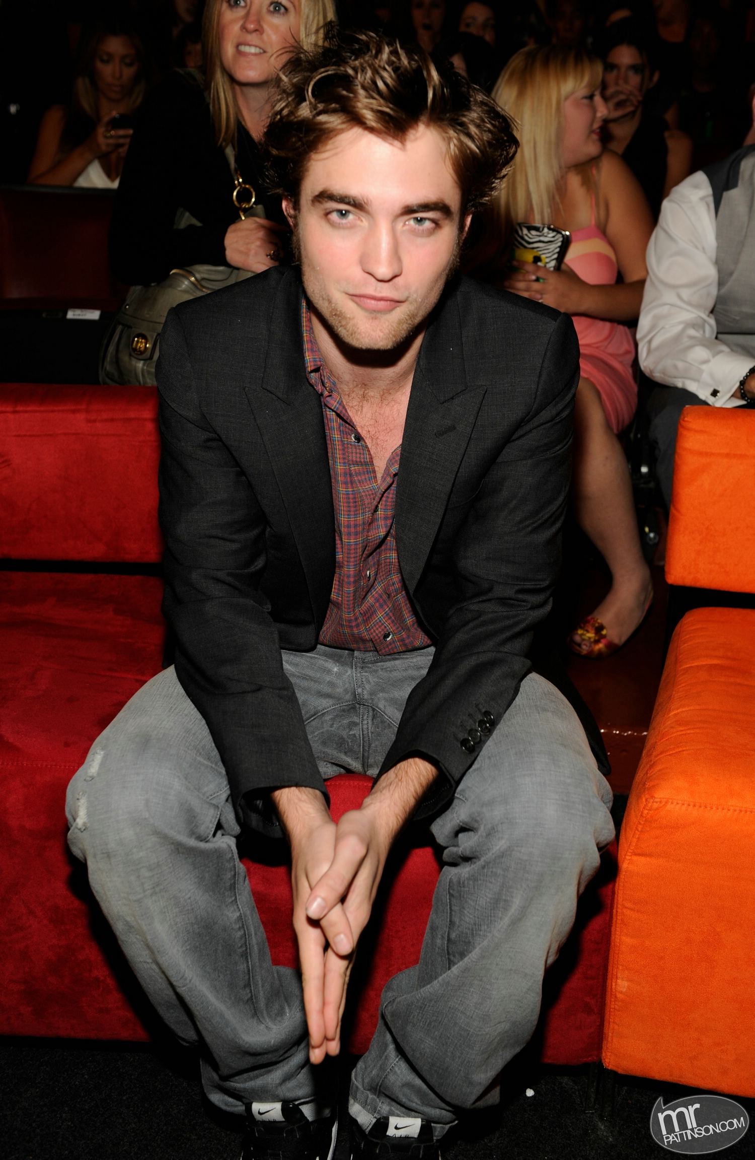 Robert Pattinson photo #131170